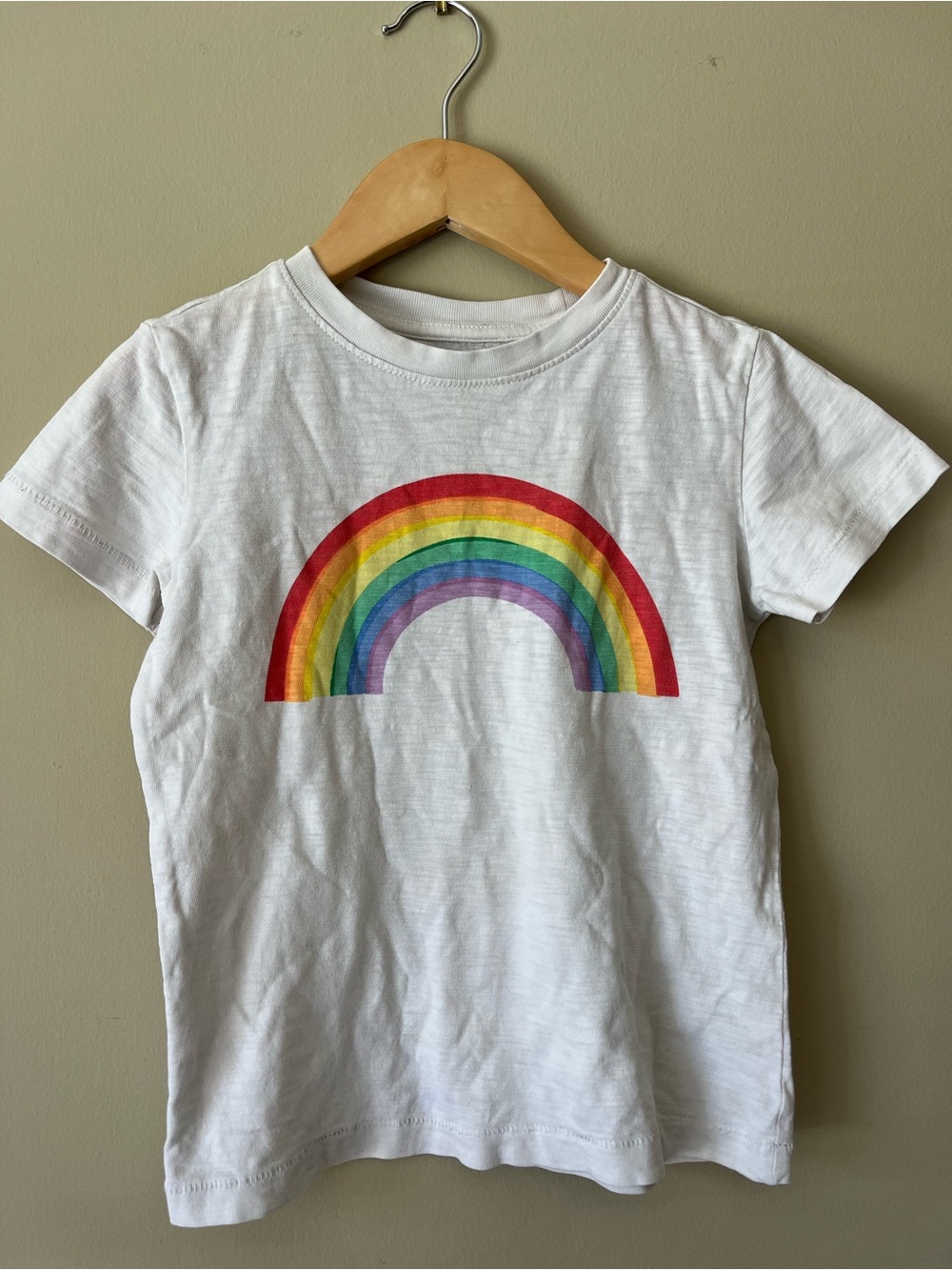 Primary rainbow T-shirt 4-5